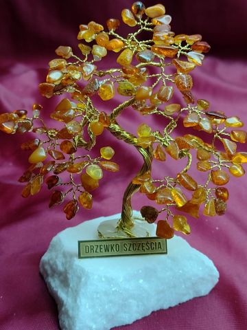 Drzewko szczcia bonsai z bursztynu koloru koniakowego